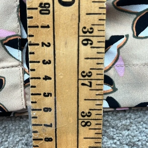 Banana Republic Tan Printed Ruffle Sleeve Shirt Dress Size 6 NWT - Picture 13 of 14